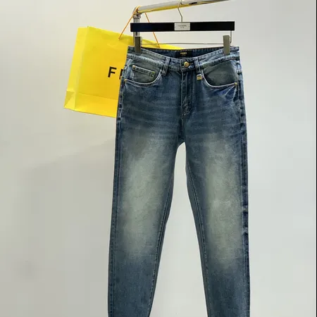 フェンディ ジーンズ