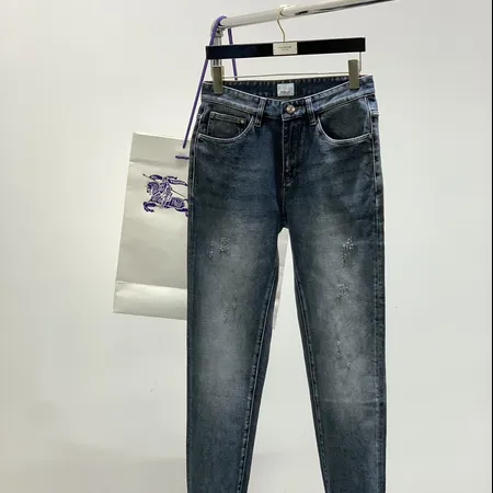 バーバリー ス ジーンズ