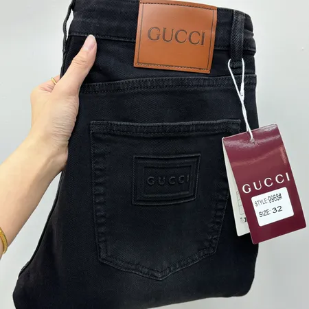 グッチ ジーンズ