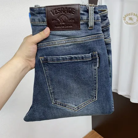 ヴェルサーチ ジーンズ