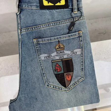 フェンディ ジーンズ