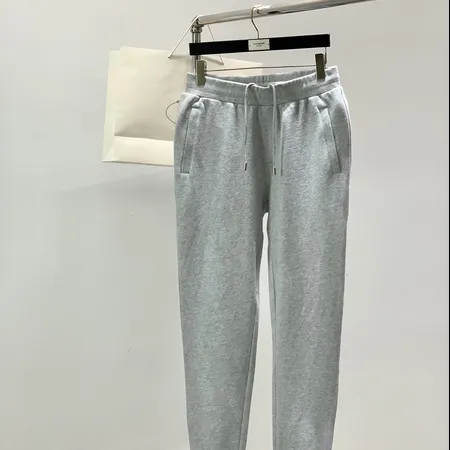 プラダ カジュアルパンツ