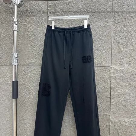 バレンシアガ カジュアルパンツ