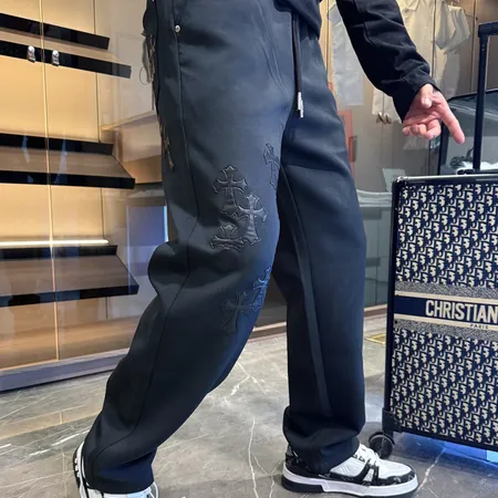クロムハーツ カジュアルパンツ