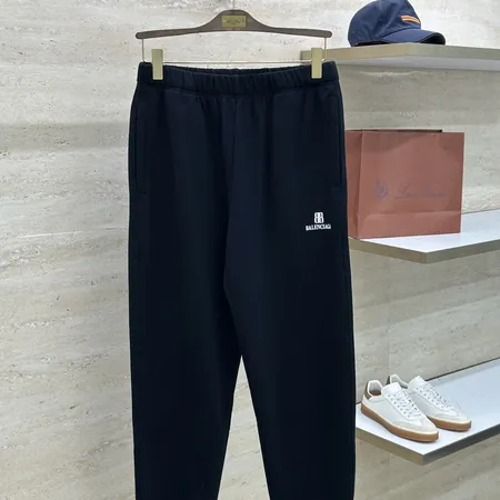 バレンシアガ カジュアルパンツ