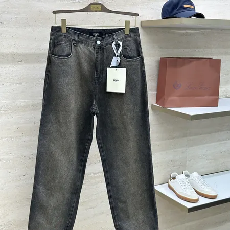 フェンディ ジーンズ