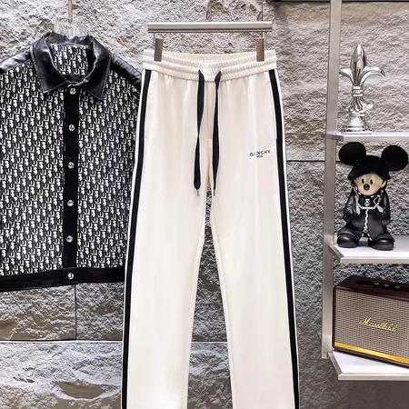 ジバンシィ カジュアルパンツ