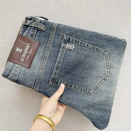 バーバリー ス ジーンズ