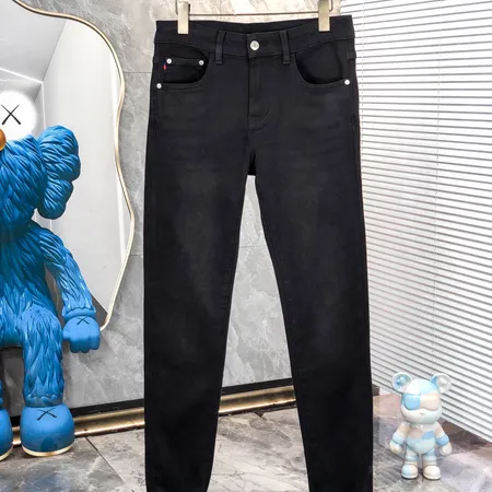 グッチ ジーンズ