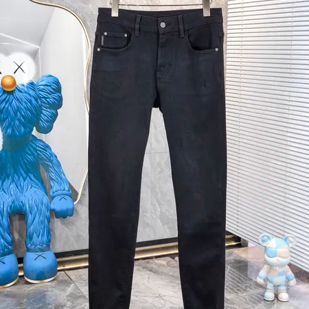 バレンシアガ ジーンズ