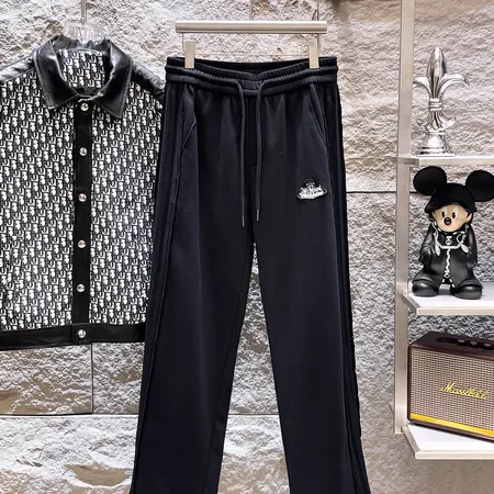 カウズ カジュアルパンツ