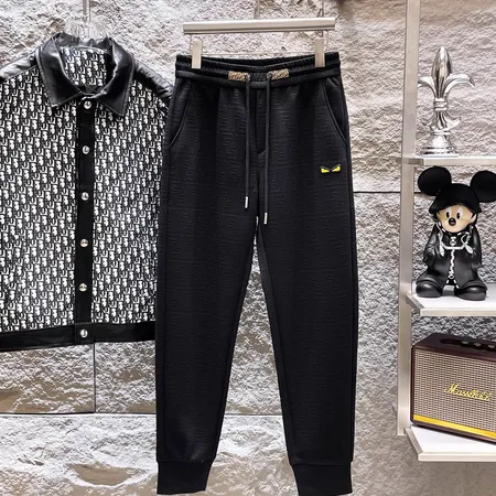 フェンディ カジュアルパンツ