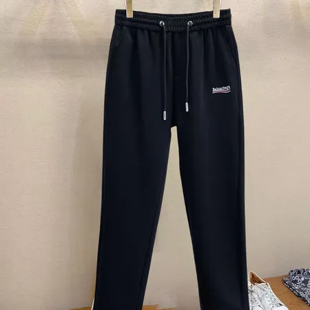 バレンシアガ カジュアルパンツ