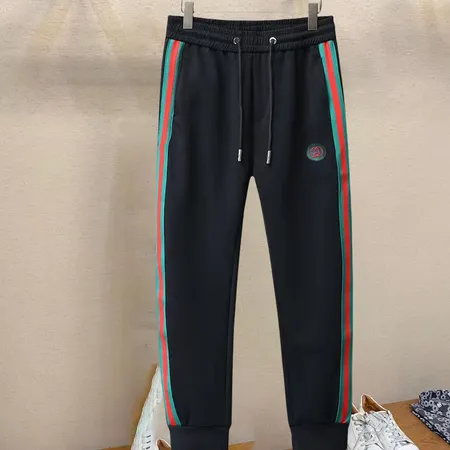 グッチ カジュアルパンツ