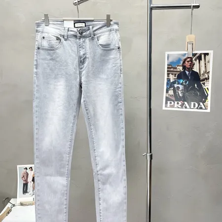 グッチ ジーンズ