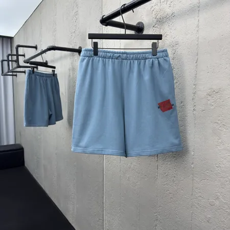 セリーヌ ショートパンツ