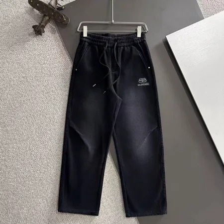 バレンシアガ カジュアルパンツ