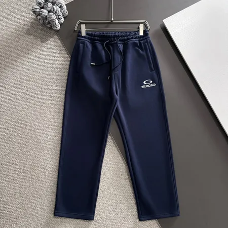 バレンシアガ カジュアルパンツ