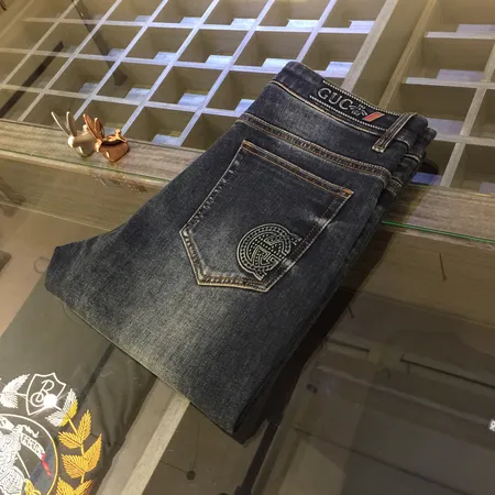 グッチ ジーンズ