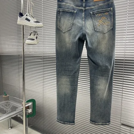 バーバリー ス ジーンズ