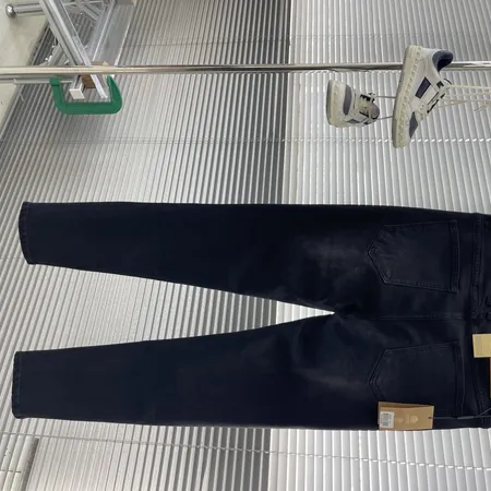 バーバリー ス ジーンズ