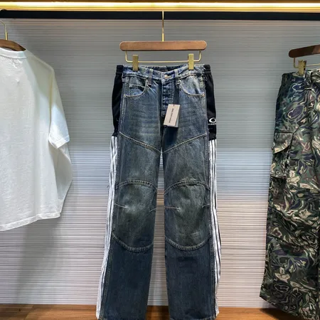 バレンシアガ ジーンズ