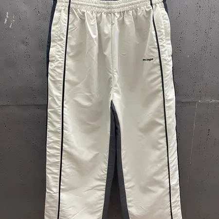 バレンシアガ カジュアルパンツ