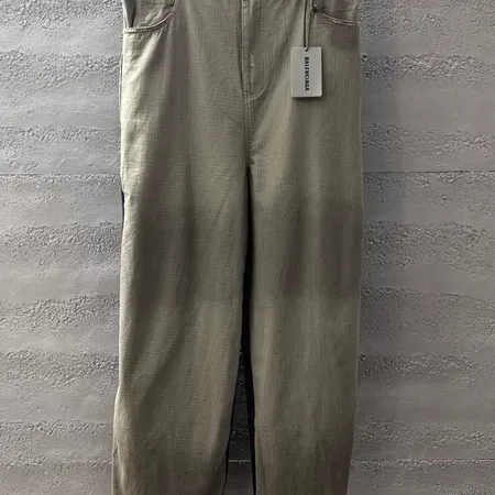 バレンシアガ カジュアルパンツ