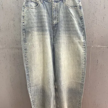 バレンシアガ ジーンズ