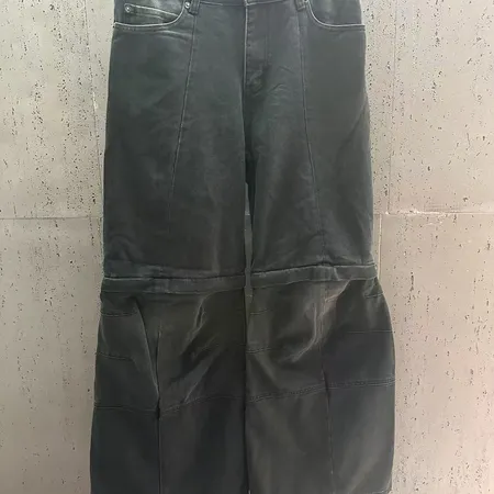 バレンシアガ ジーンズ