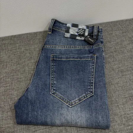 ルイヴィトン ジーンズ