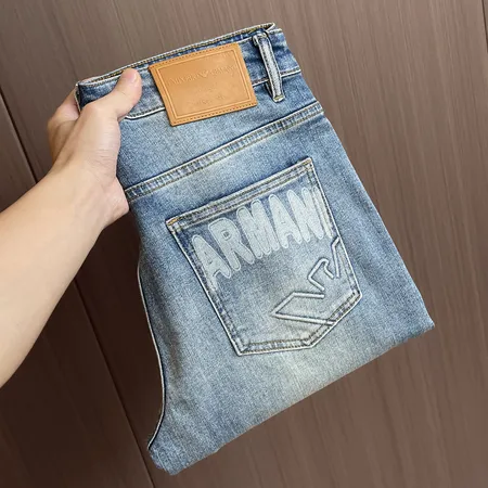 アルマーニ ジーンズ