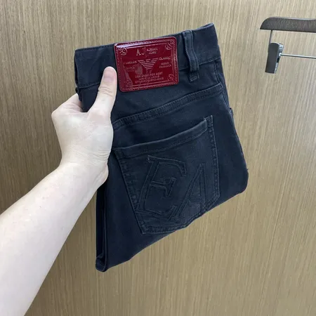 アルマーニ ジーンズ