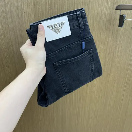 プラダ ジーンズ