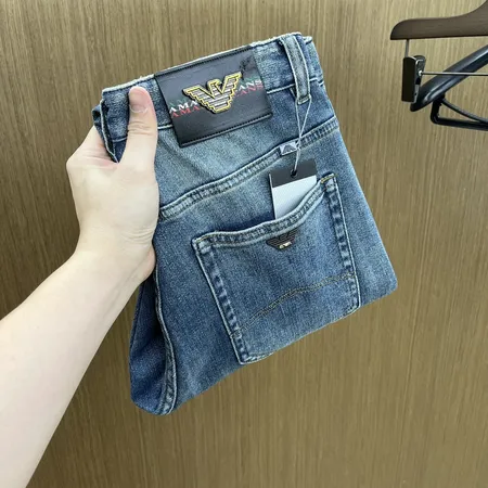アルマーニ ジーンズ