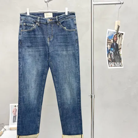 グッチ ジーンズ