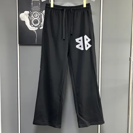 バレンシアガ カジュアルパンツ