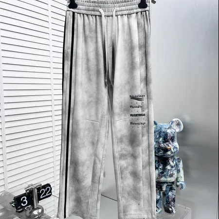 バレンシアガ カジュアルパンツ