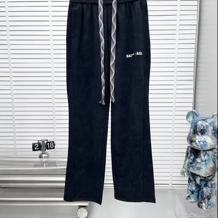 バレンシアガ カジュアルパンツ