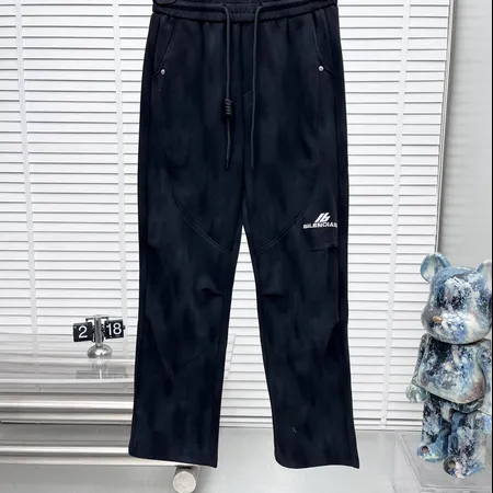 バレンシアガ カジュアルパンツ