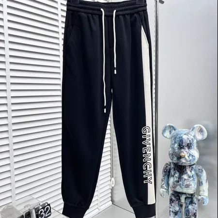 ジバンシィ カジュアルパンツ