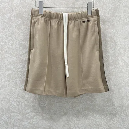 ステューシー ショートパンツ