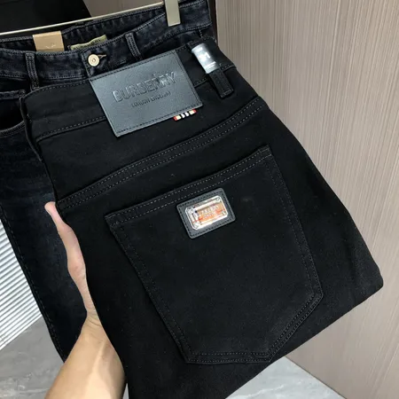 バーバリー ス ジーンズ