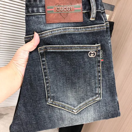 グッチ ジーンズ