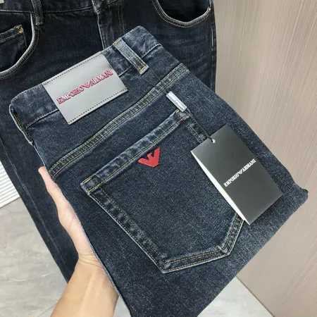 アルマーニ ジーンズ