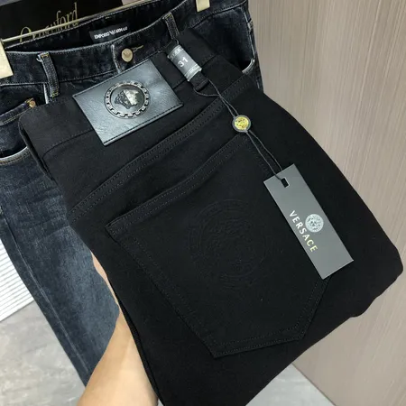 ヴェルサーチ ジーンズ