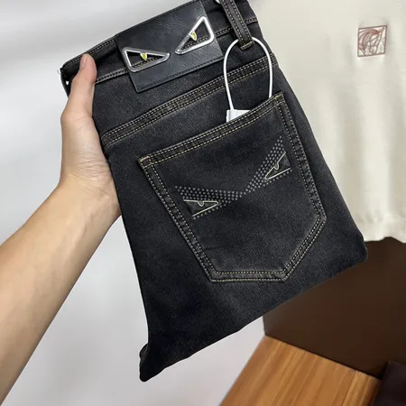 フェンディ ジーンズ