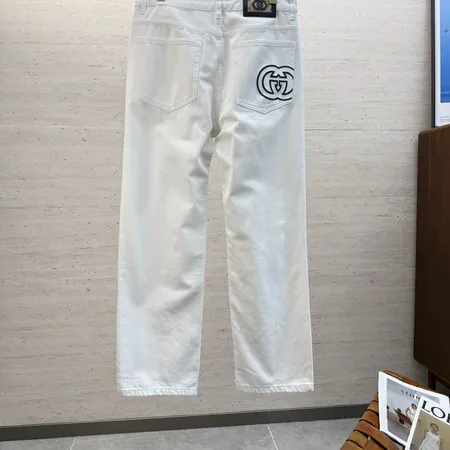 グッチ ジーンズ