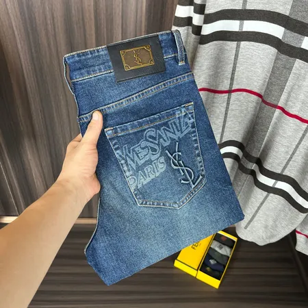 イブサンローラン ジーンズ