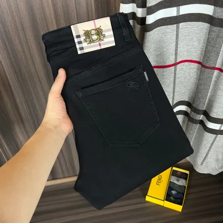 バーバリー ス ジーンズ